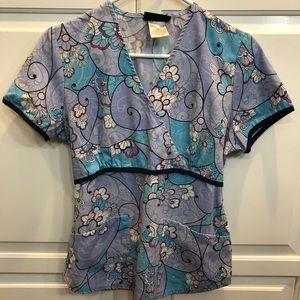 Cherokee Floral Scrub Top